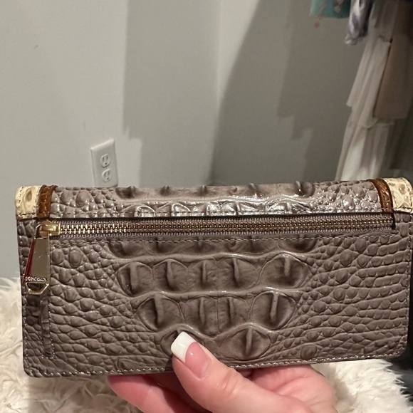 💞Brahmin Large Satchel, Matching Wallet💞Make Offer!!! - Picture 10 of 13